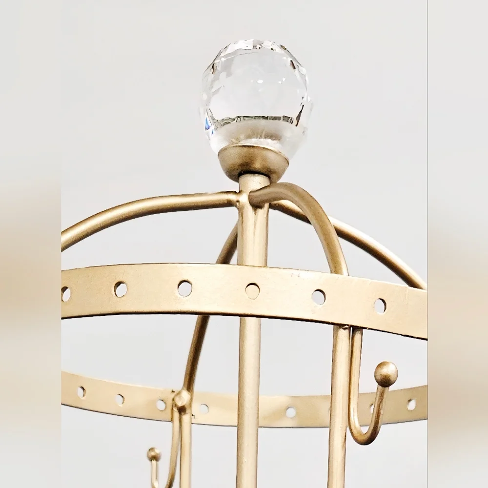 Earring carousel jewelry holder 4-tier hooks gold color EUC Organizer Display
